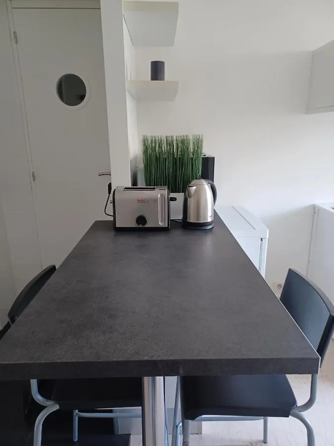 Studio A Nice Avec Piscine 0*,