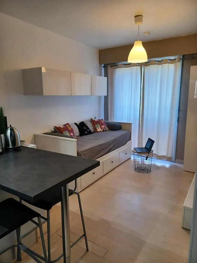 Studio A Nice Avec Piscine 0*,